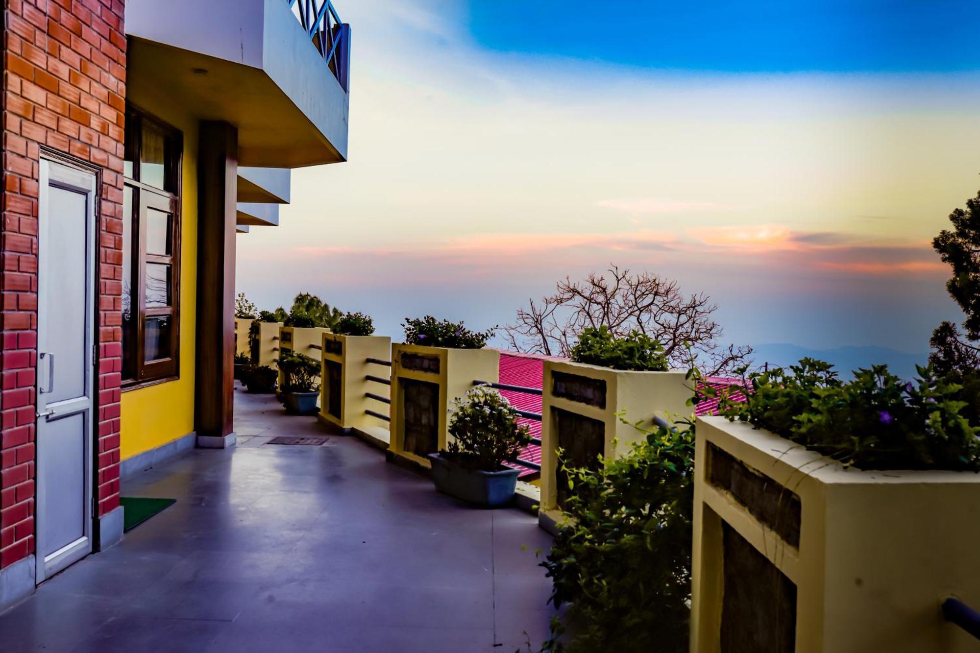 Green N Breeze Resorts Mussoorie Exterior photo